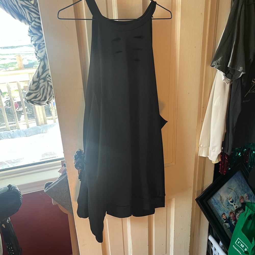 Elegant Black Sleeveless Dress